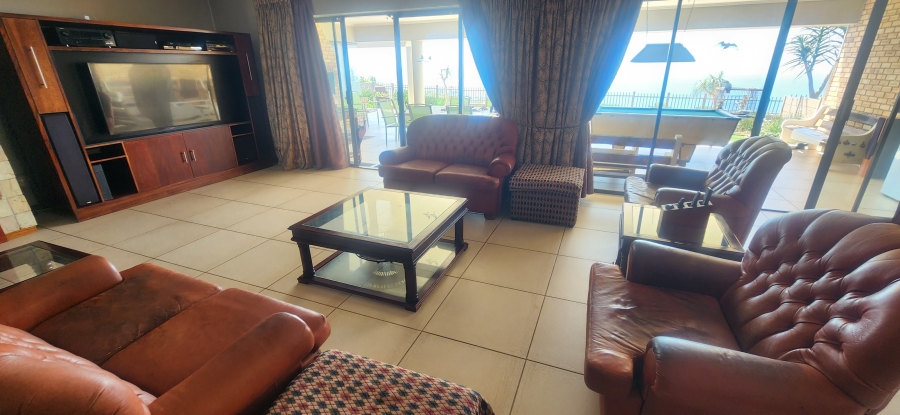 6 Bedroom Property for Sale in Da Nova Western Cape